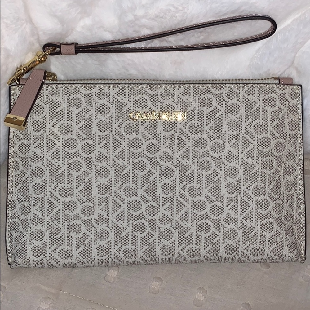 Brand new Calvin Klein wristlet